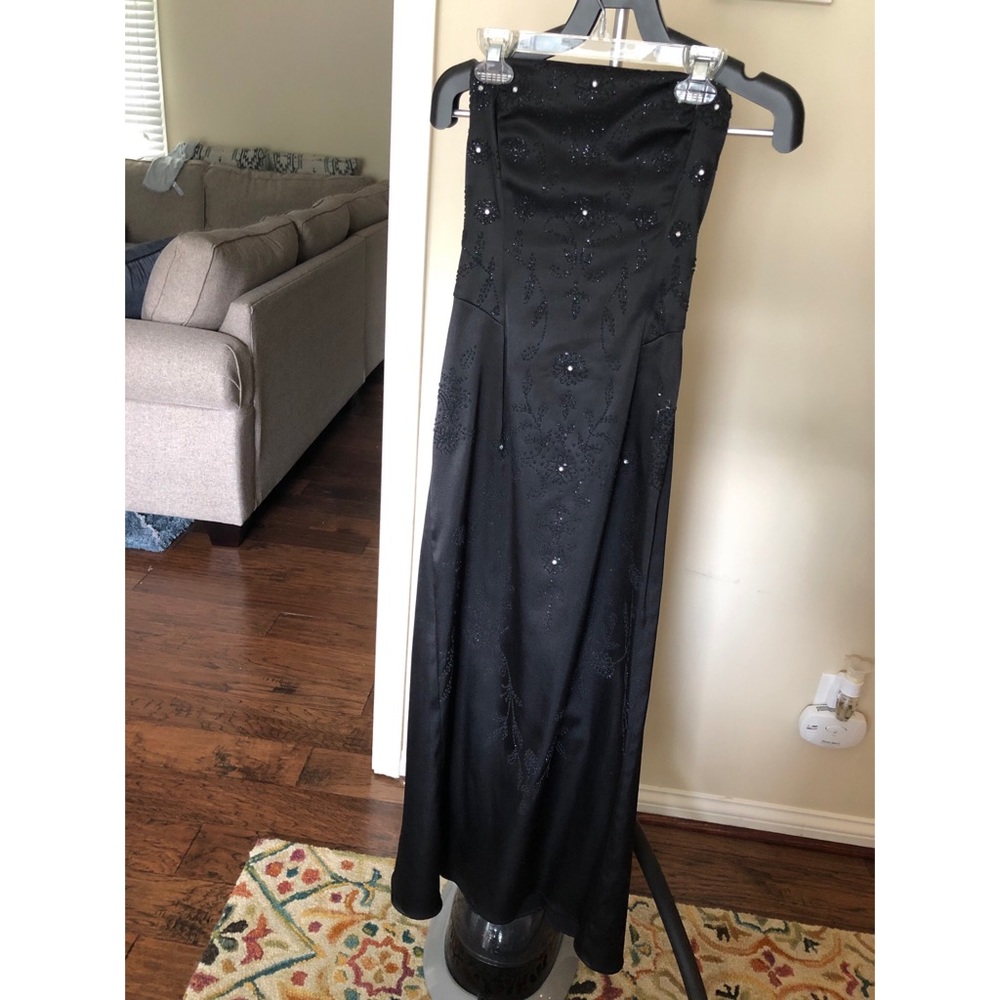 Strapless Formal / Prom dress